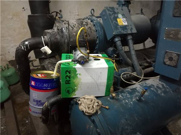 重庆欧博中央空调维修欧博冷水机清洗保养变频多联机改造清洗